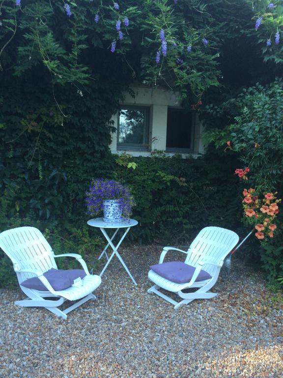 Bed and Breakfast Logis De La Paqueraie Saint-Branchs Экстерьер фото