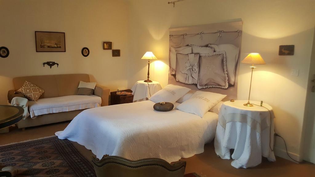 Bed and Breakfast Logis De La Paqueraie Saint-Branchs Экстерьер фото